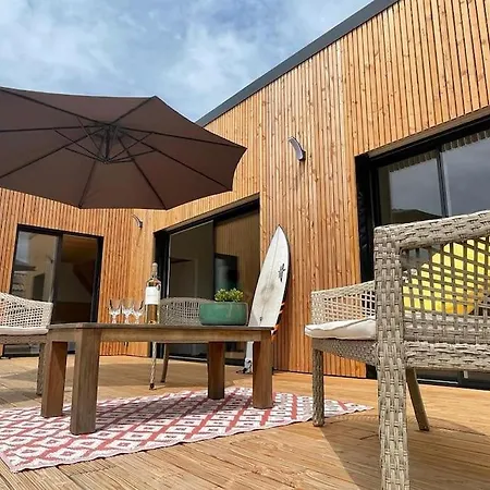 Maison En Bois A Quelques Minutes De La Dom wakacyjny *
