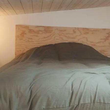Maison En Bois A Quelques Minutes De La
